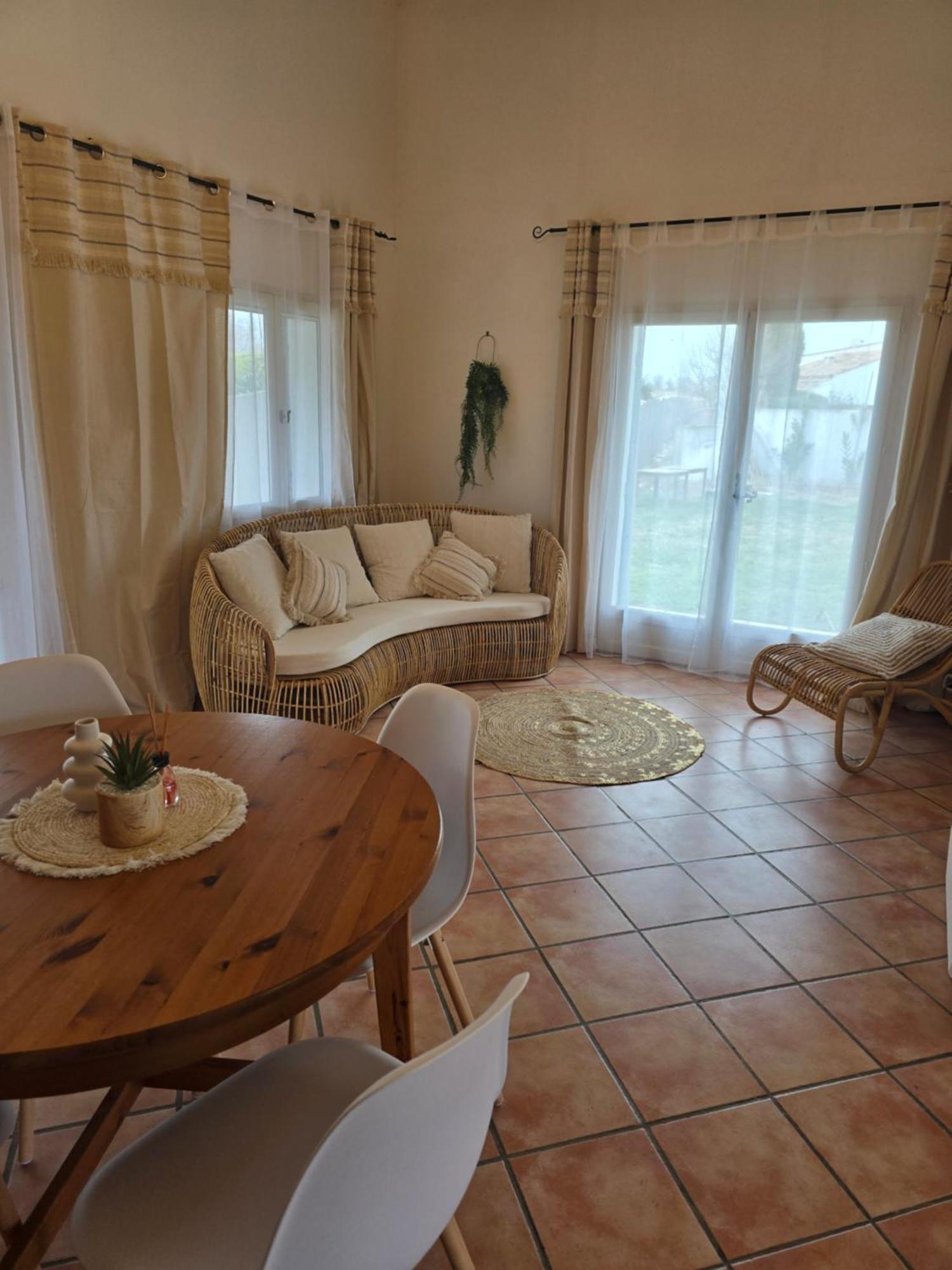 Le Mas Des Sagnes Saintes-Maries-de-la-Mer Quarto foto